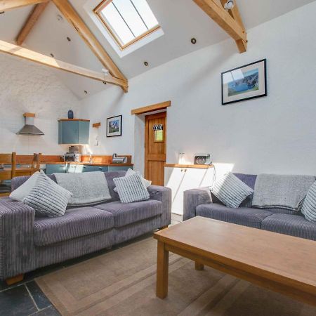 Slade Barn Villa Оксуич Екстериор снимка
