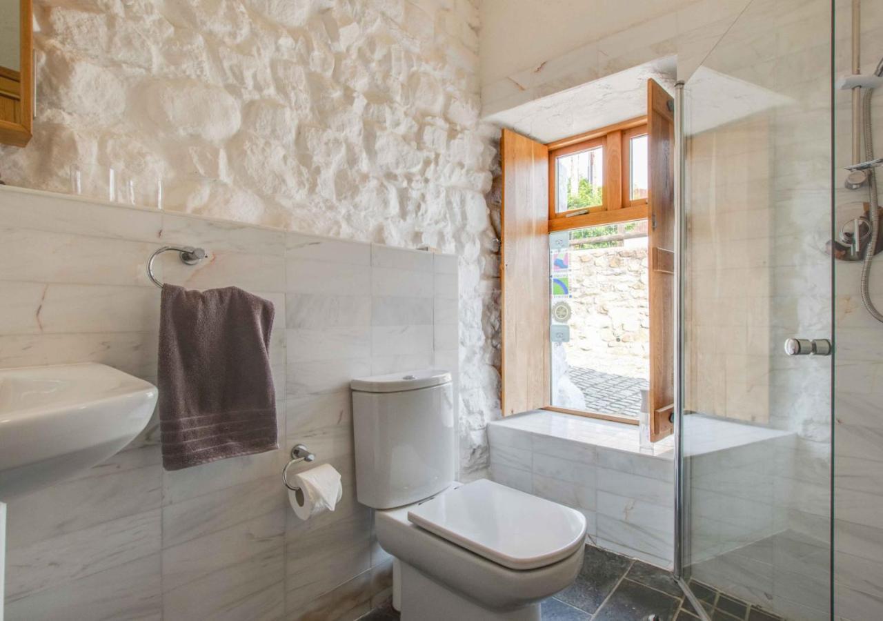Slade Barn Villa Оксуич Екстериор снимка